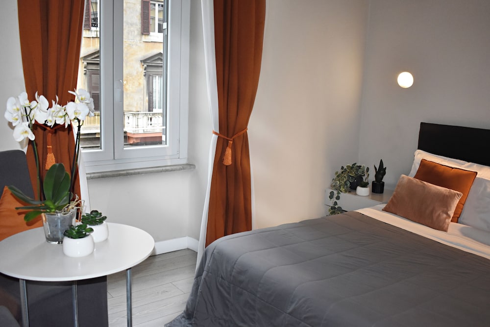 The Roman Empire Guesthouse 17