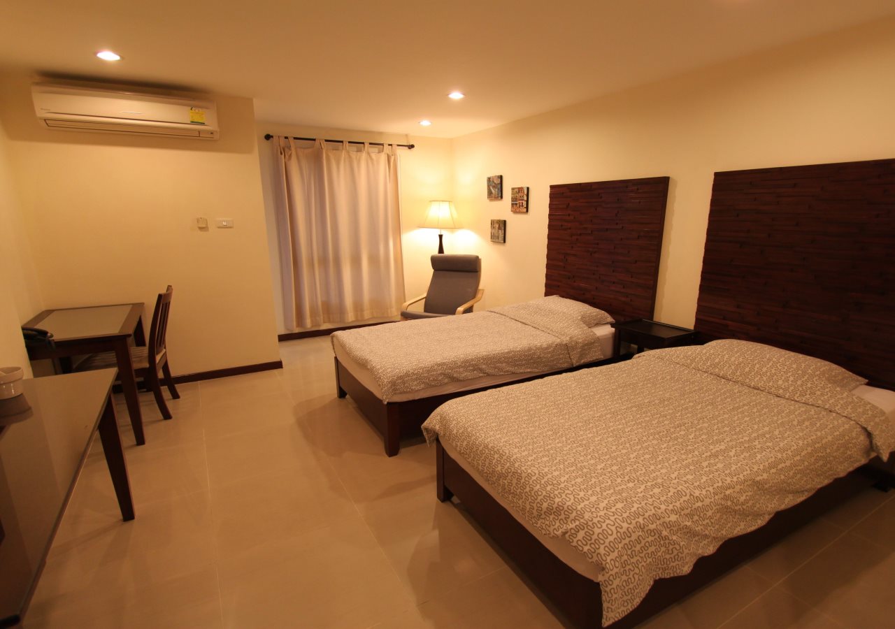 The Royal Bee Apart Hotel 3