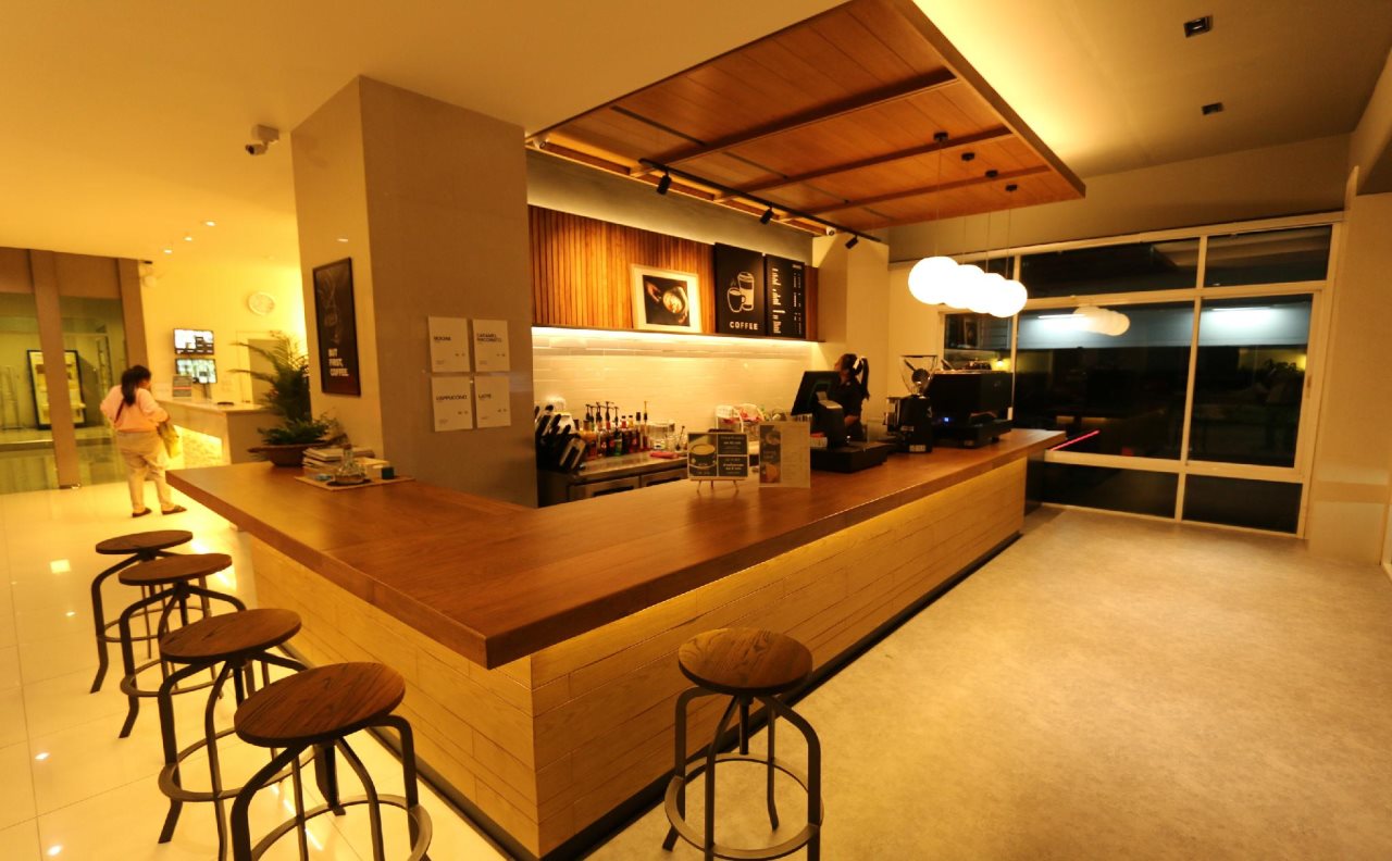 The Royal Bee Apart Hotel 7