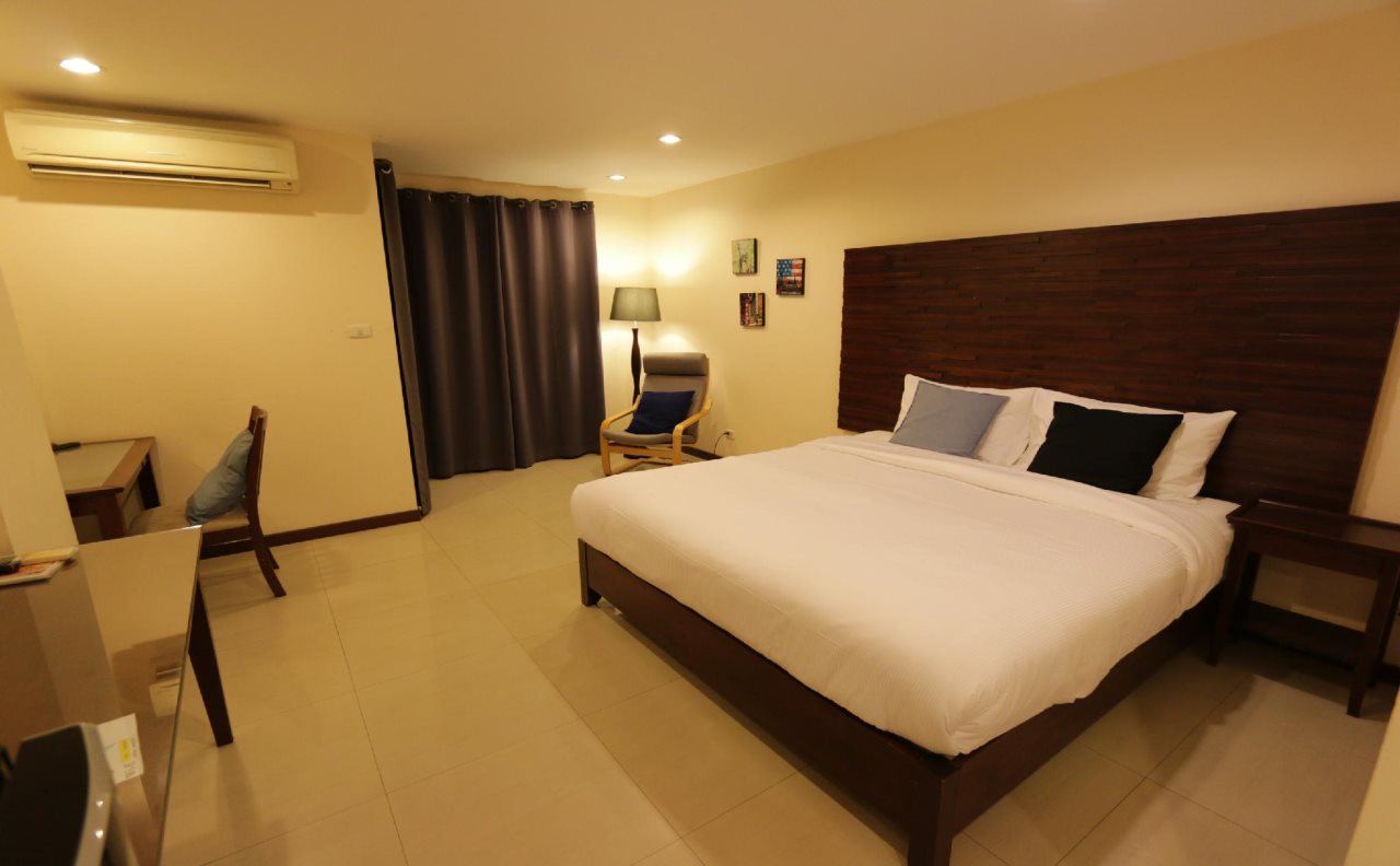 The Royal Bee Apart Hotel 8