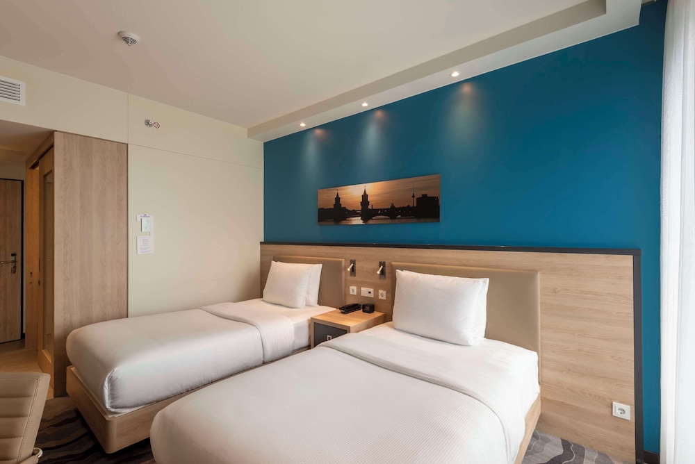 Hampton By Hilton Berlin City Centre Alexanderplatz 15