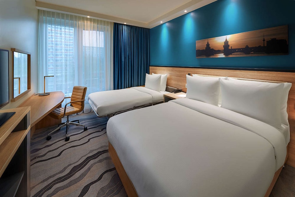 Hampton By Hilton Berlin City Centre Alexanderplatz 11