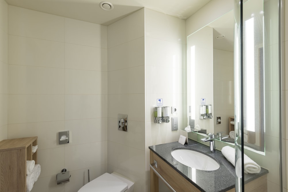 Hampton By Hilton Berlin City Centre Alexanderplatz 22