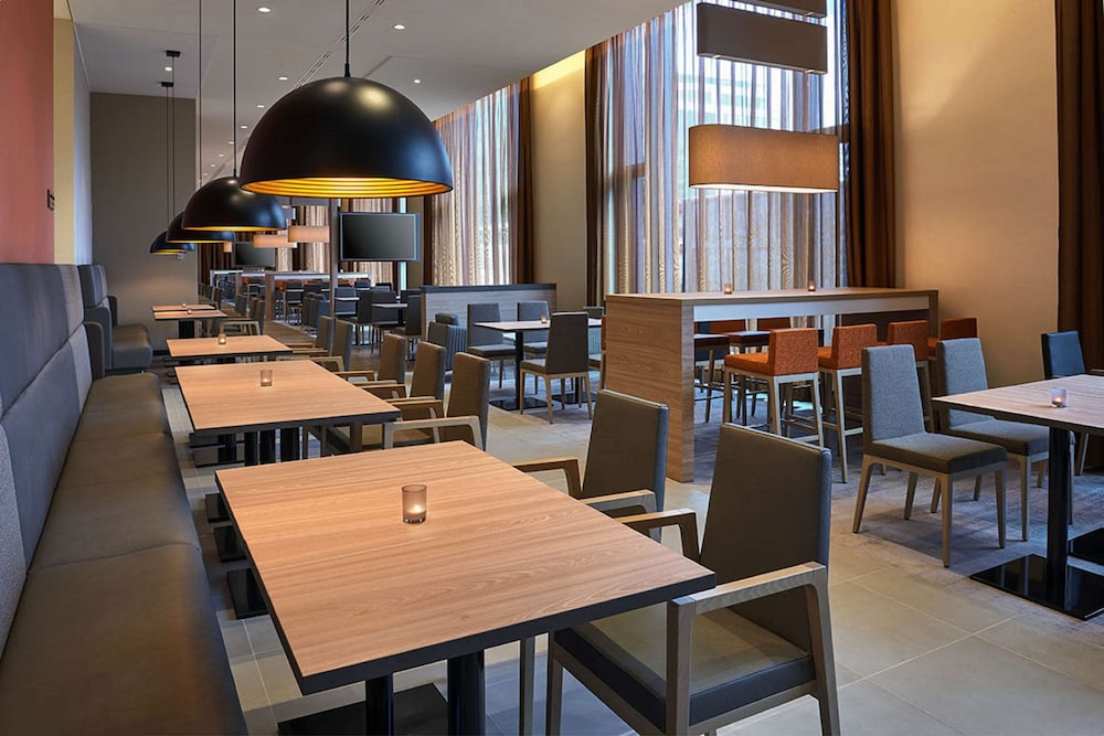 Hampton By Hilton Berlin City Centre Alexanderplatz 5