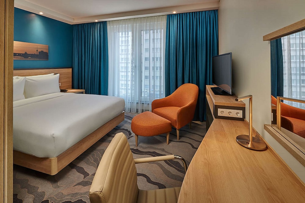 Hampton By Hilton Berlin City Centre Alexanderplatz 13
