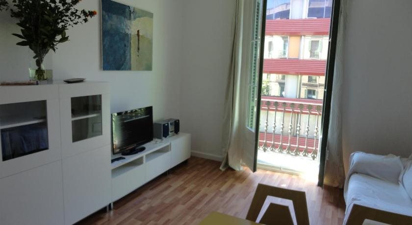Claris Apartments 22