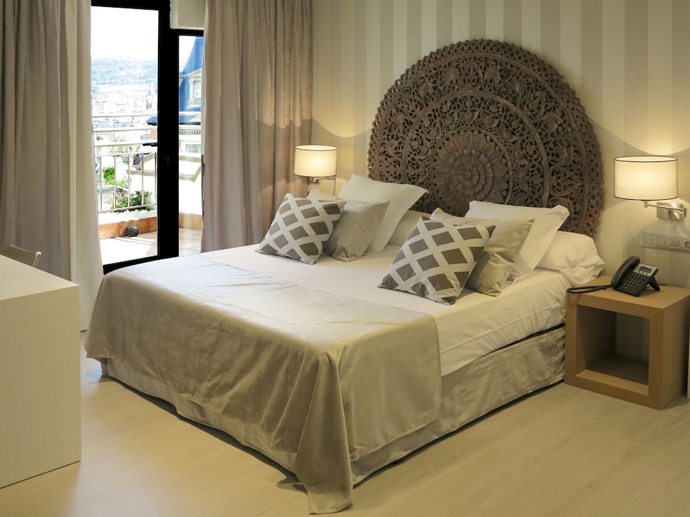 Serennia Exclusive Rooms 6
