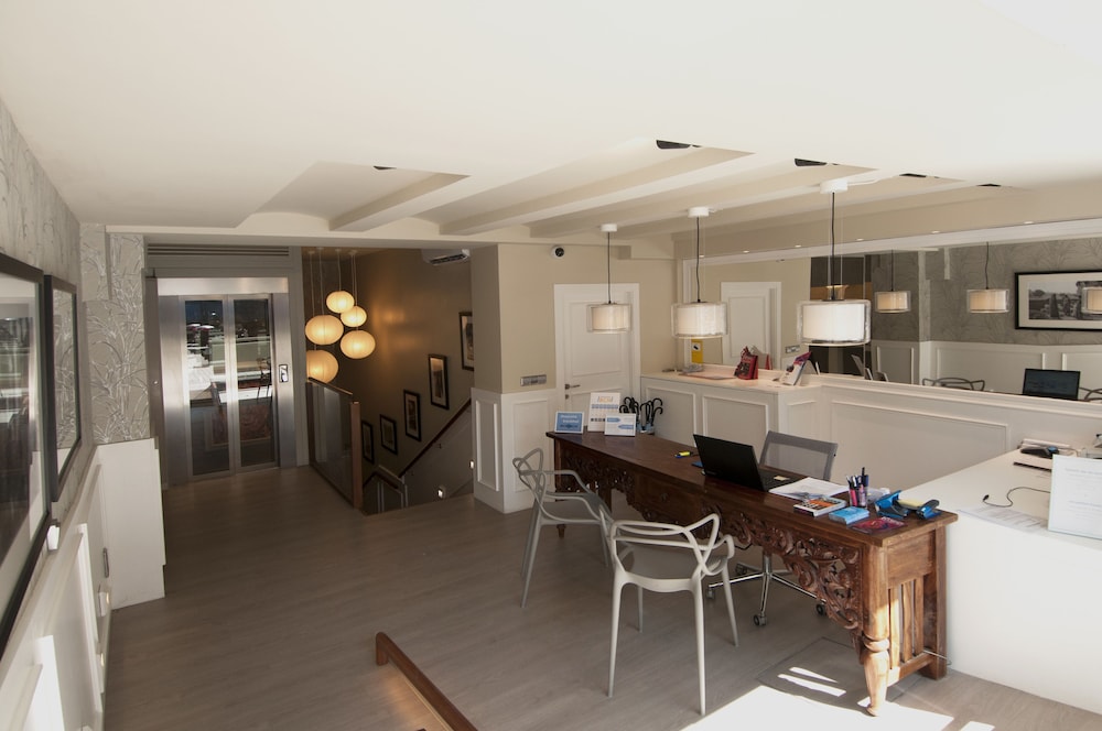 Serennia Exclusive Rooms 3