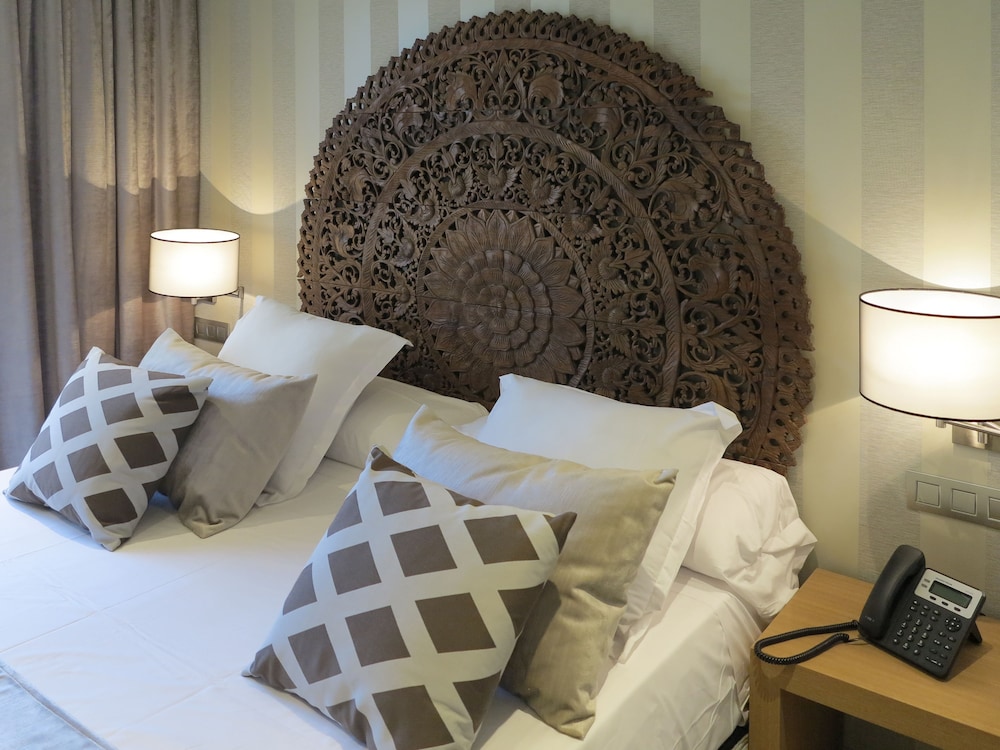 Serennia Exclusive Rooms 8