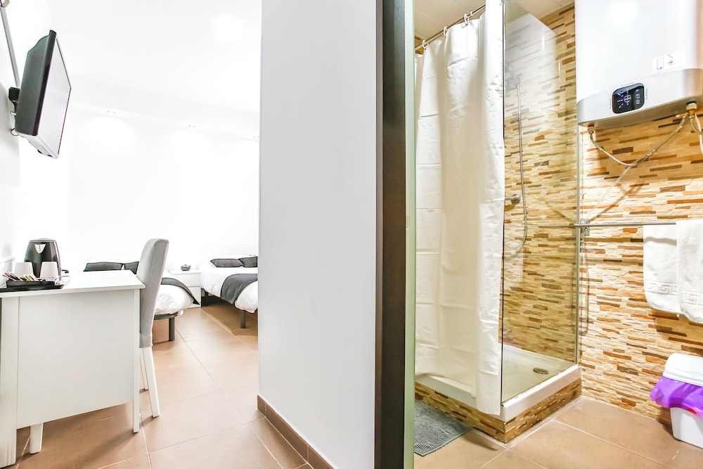 Laramond Barcelona Rooms 22