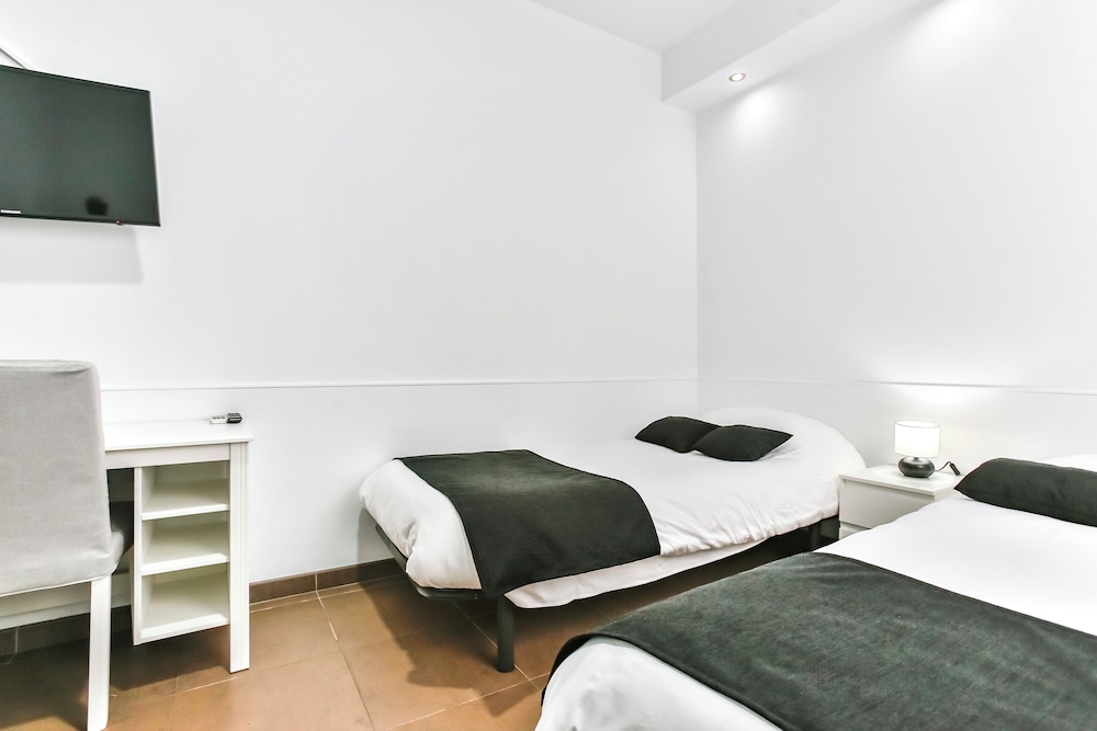 Laramond Barcelona Rooms 21