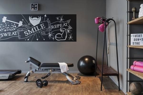 Moxy Vienna Airport 10