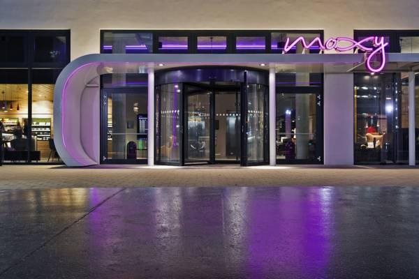 Moxy Vienna Airport 15