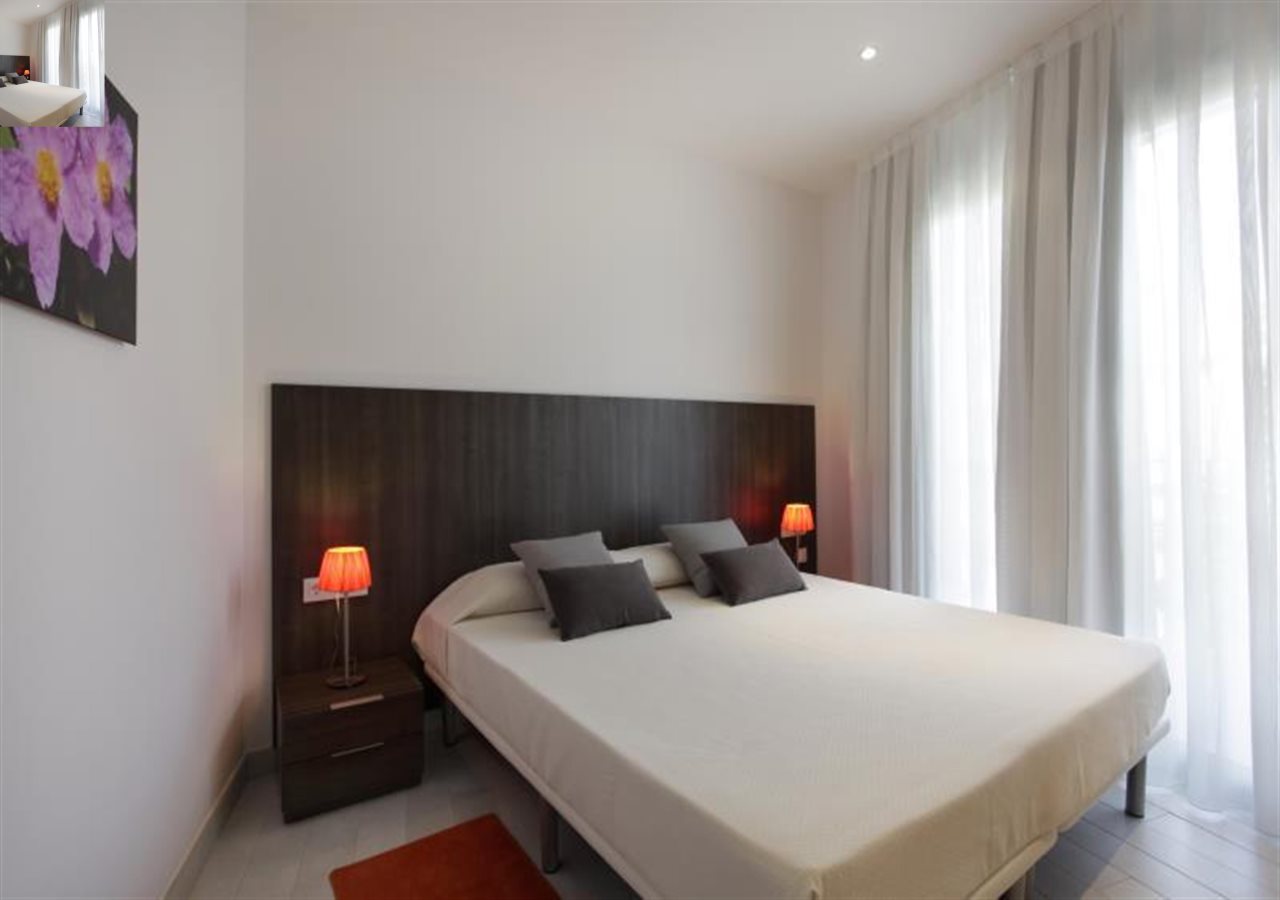 Fisa Rentals Les Corts Apartments 4