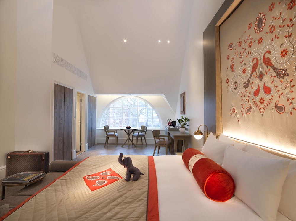 The Lalit London 5