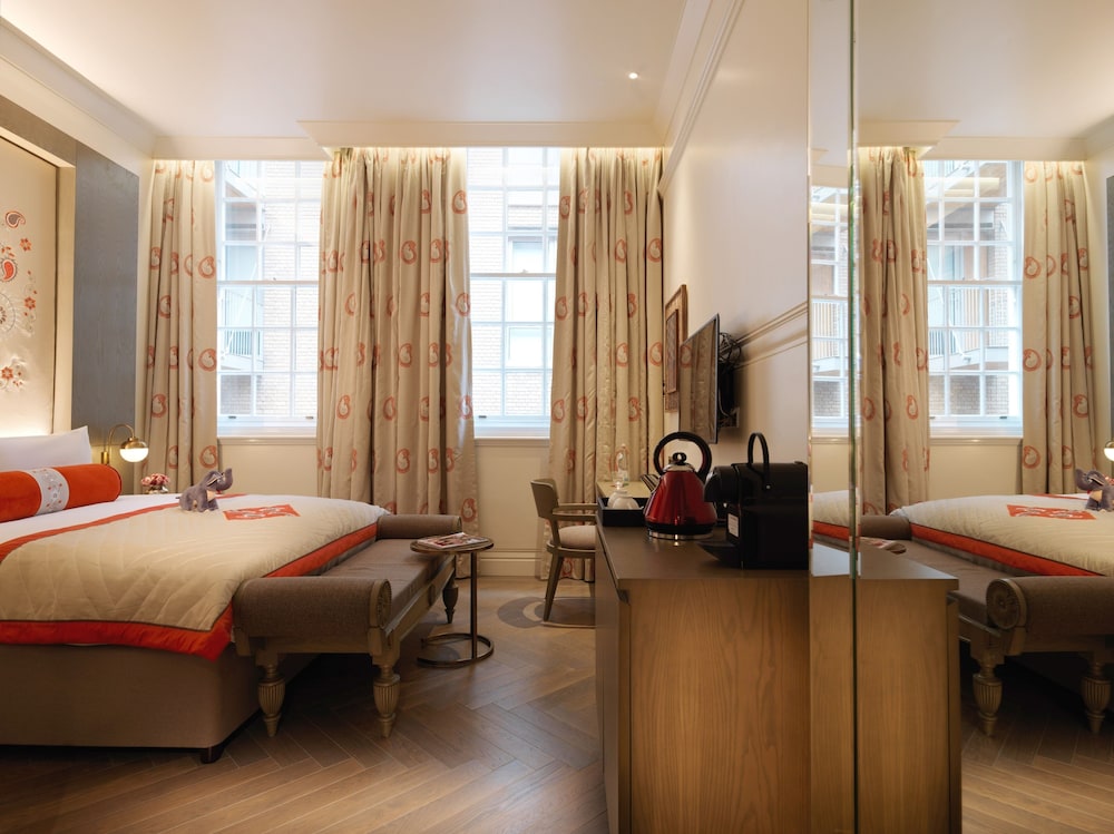 The Lalit London 22