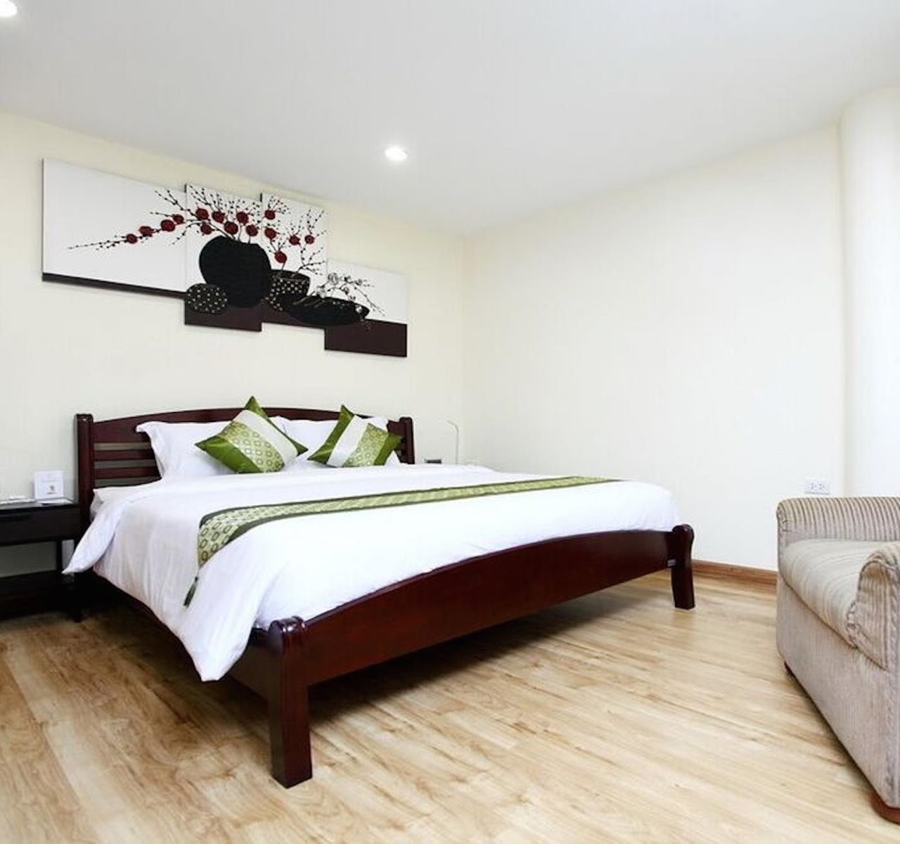 V Check Inn Sukhumvit 22 1