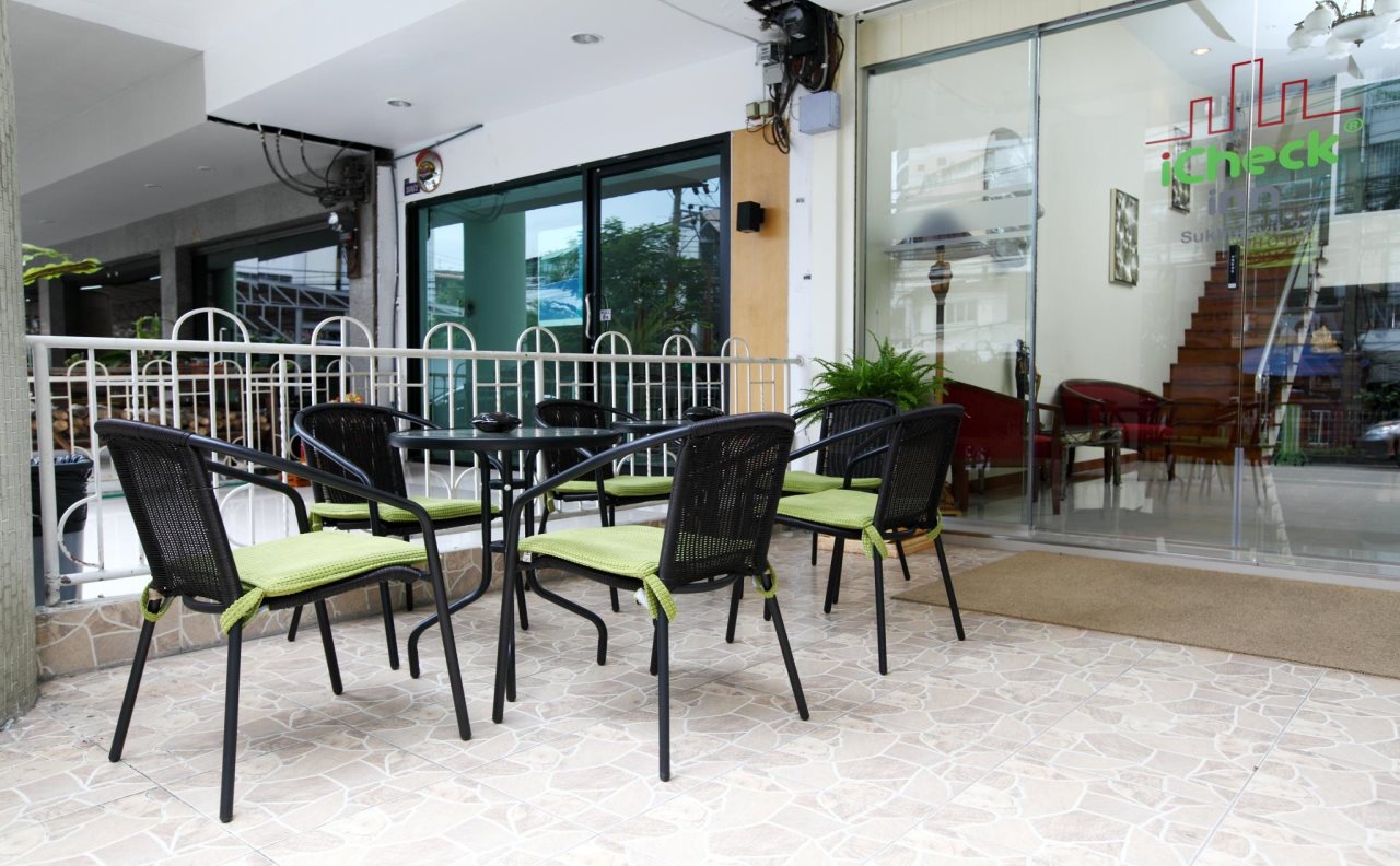 V Check Inn Sukhumvit 22 11