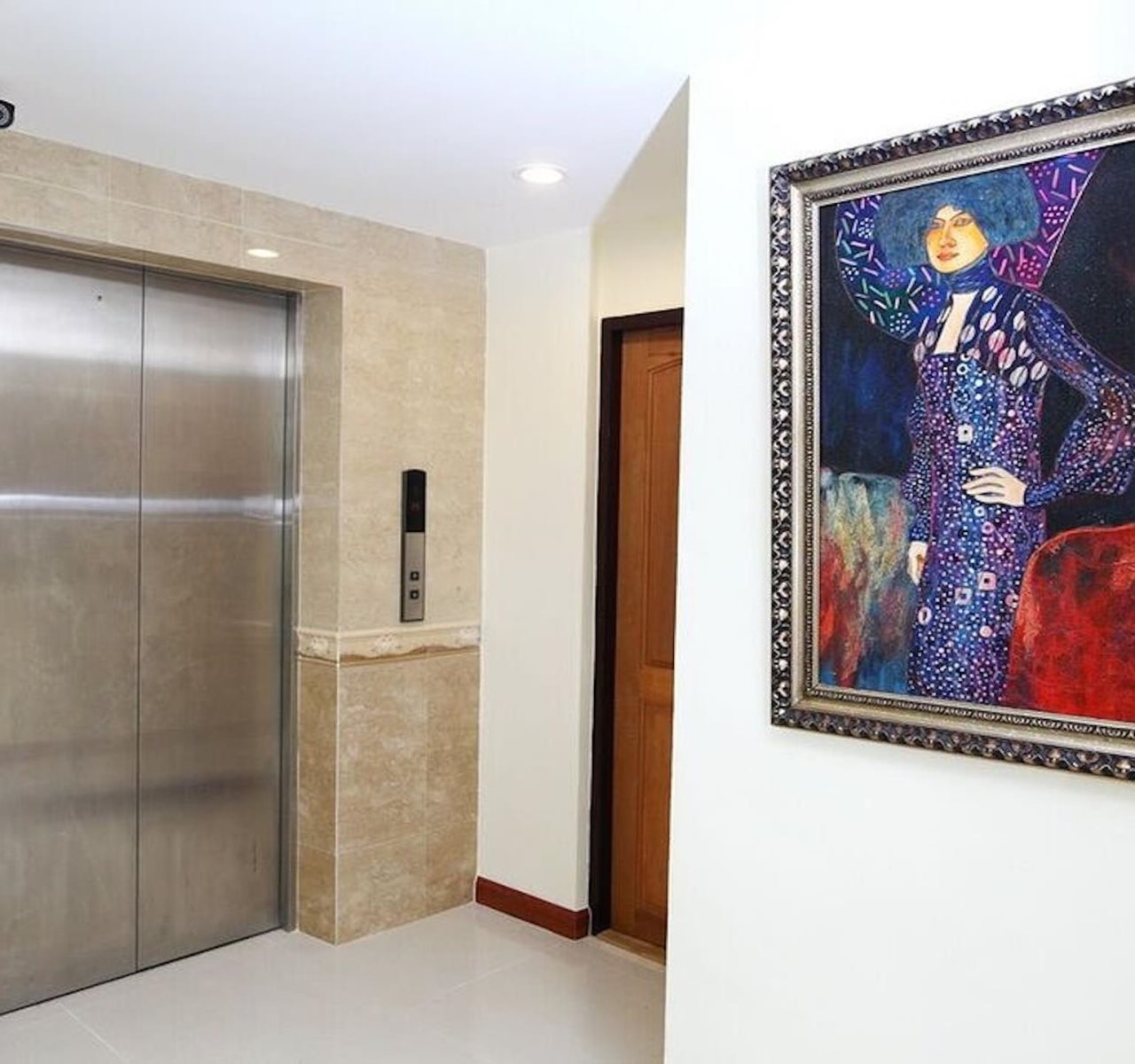 V Check Inn Sukhumvit 22 14