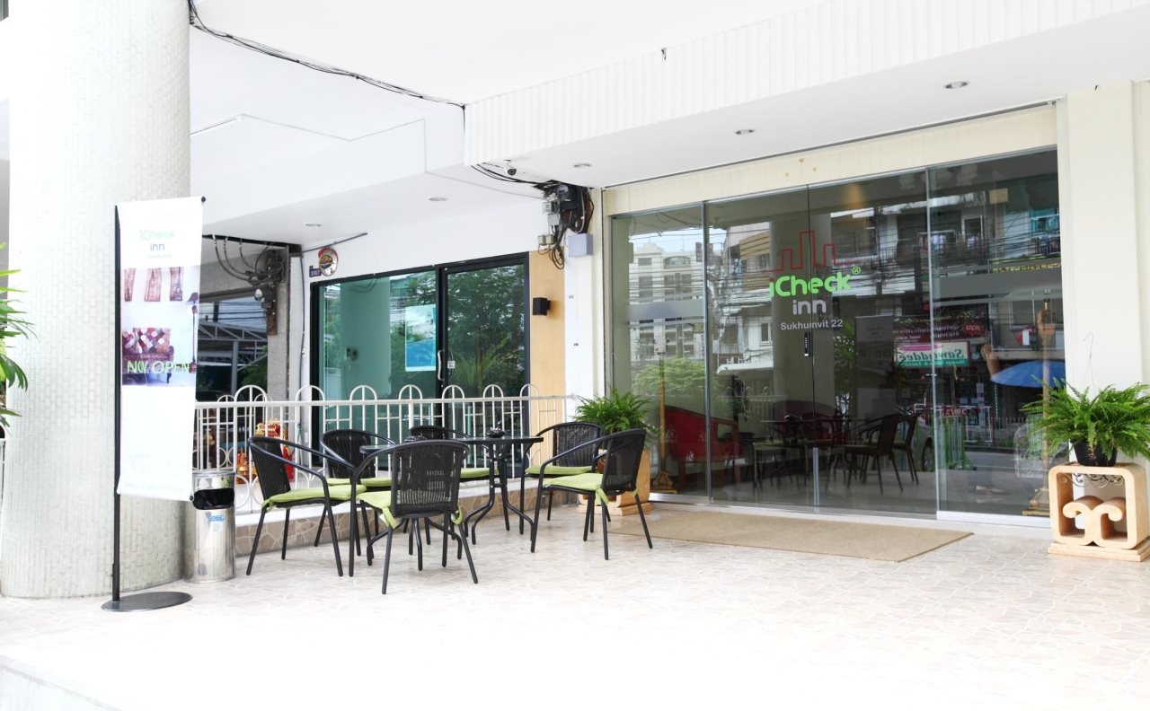 V Check Inn Sukhumvit 22 3