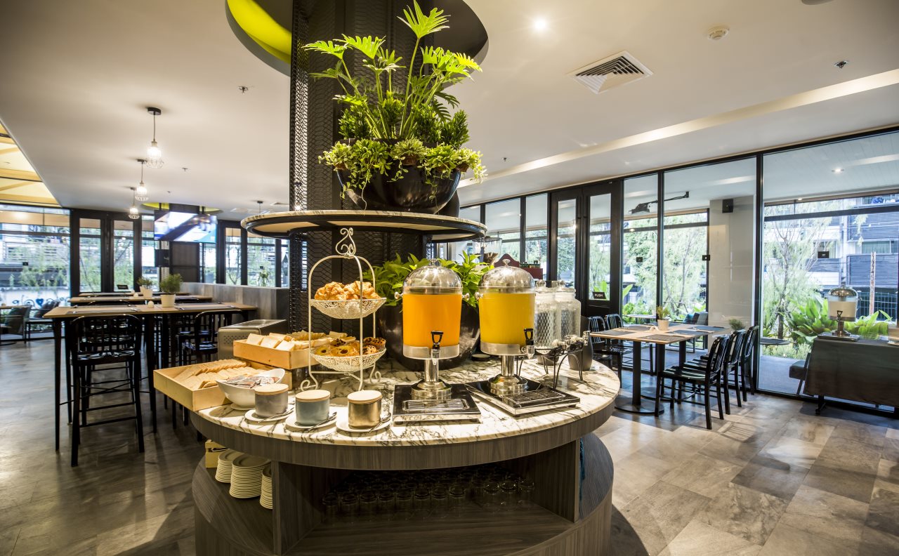 Cross Vibe Bangkok Sukhumvit 8