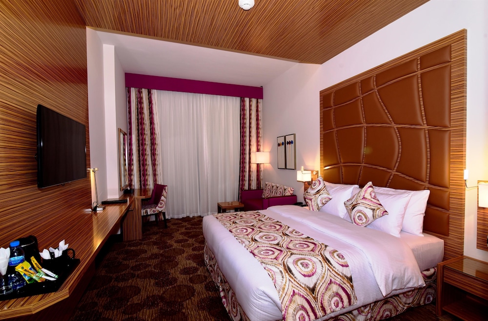 Best Western Plus Pearl Creek Hotel 18