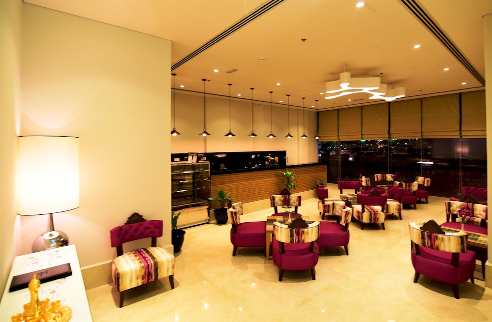 Best Western Plus Pearl Creek Hotel 8