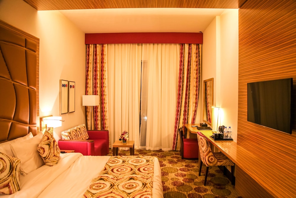Best Western Plus Pearl Creek Hotel 10