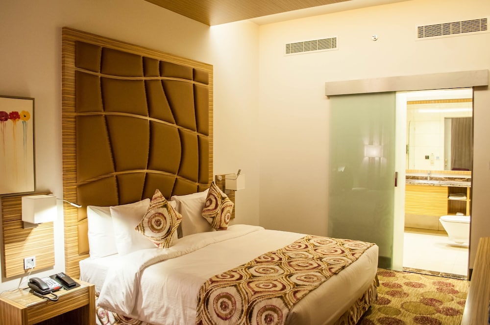 Best Western Plus Pearl Creek Hotel 20
