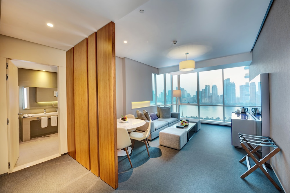 The Act Hotel 14