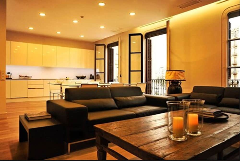 THE 8 Boutique B&B 8