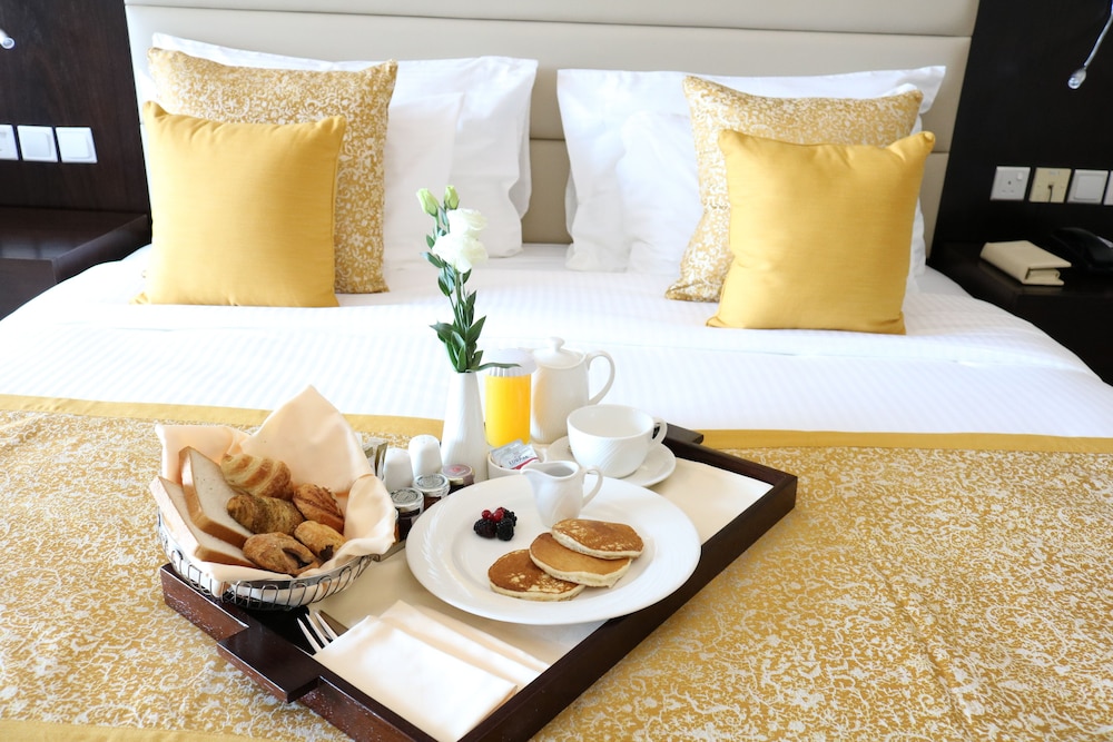 Al Bahar Hotel & Resort 12