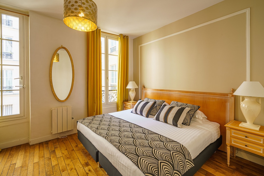 Apartments du Louvre Le Marais 21