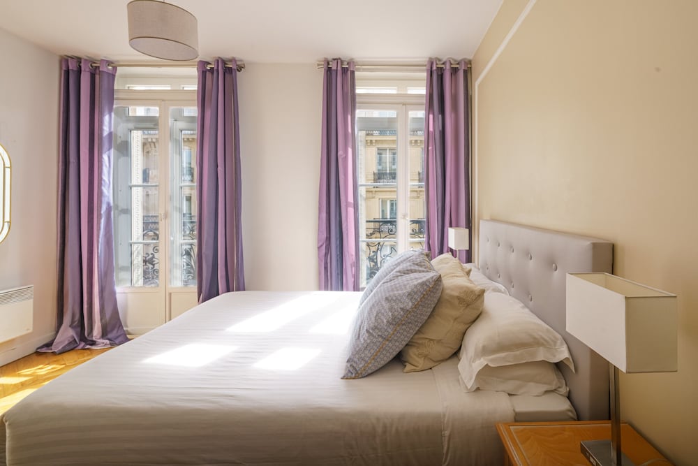 Apartments du Louvre Le Marais 16