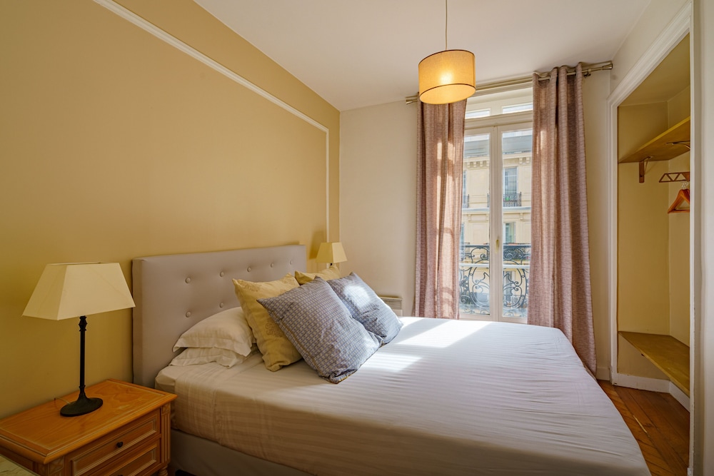Apartments du Louvre Le Marais 15