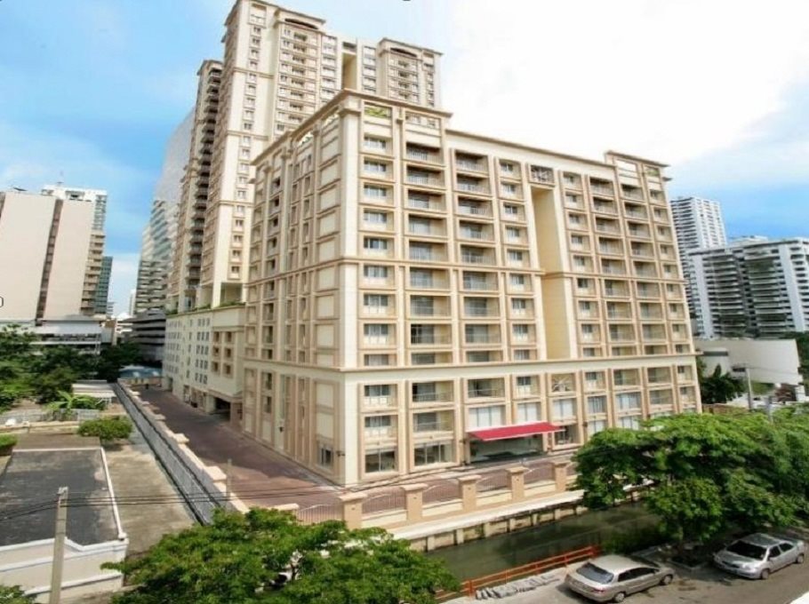 Grand Asoke Suites Boutique Residence 1