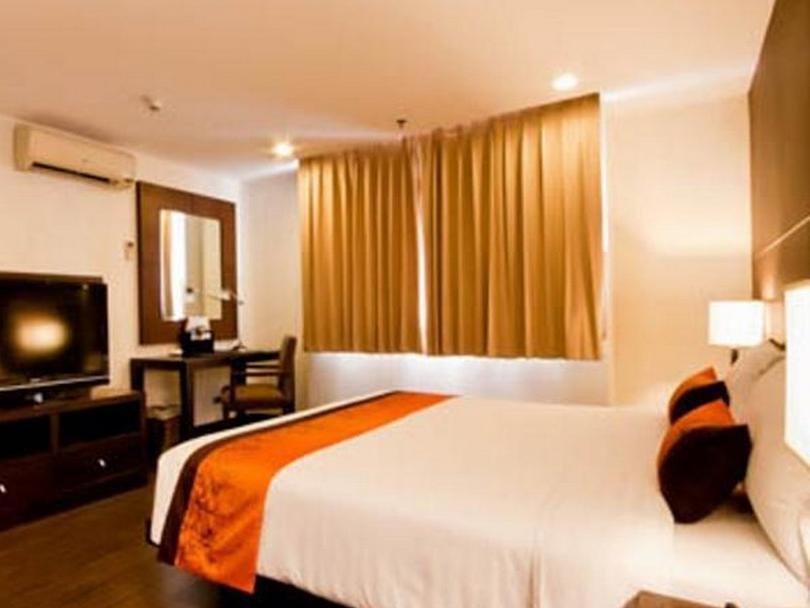 Grand Asoke Suites Boutique Residence 3