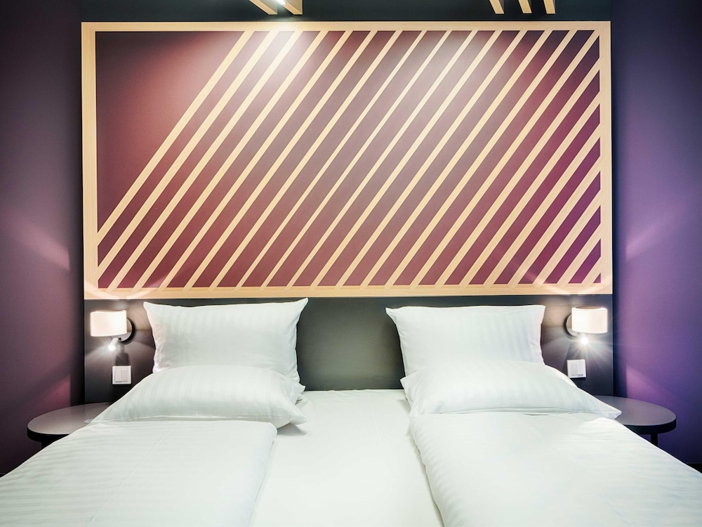 B&B HOTEL Frankfurt-Airport 13