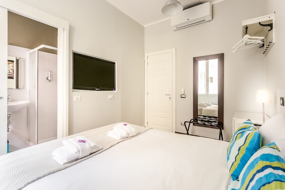 Amoroma Suite 19