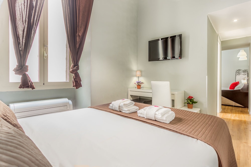 Amoroma Suite 17