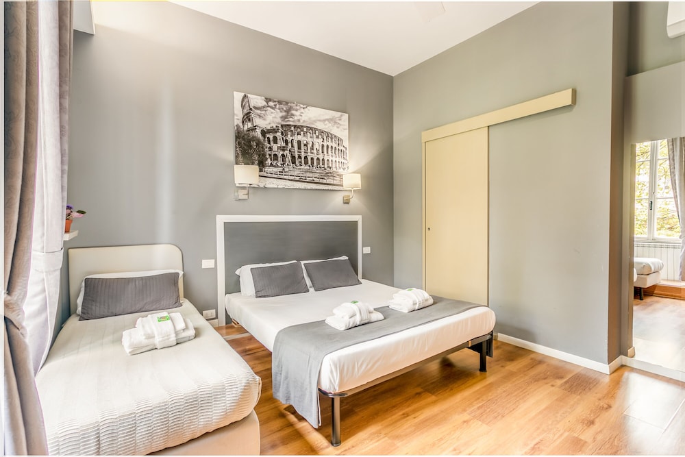 Amoroma Suite 24