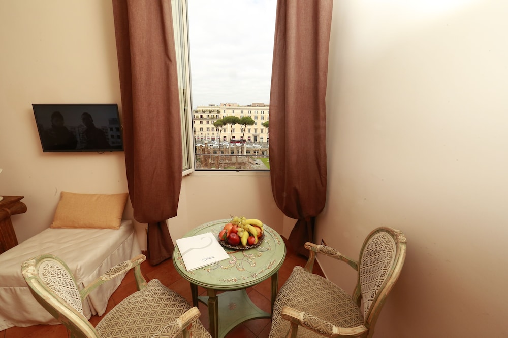 Residenza Gens Julia 1