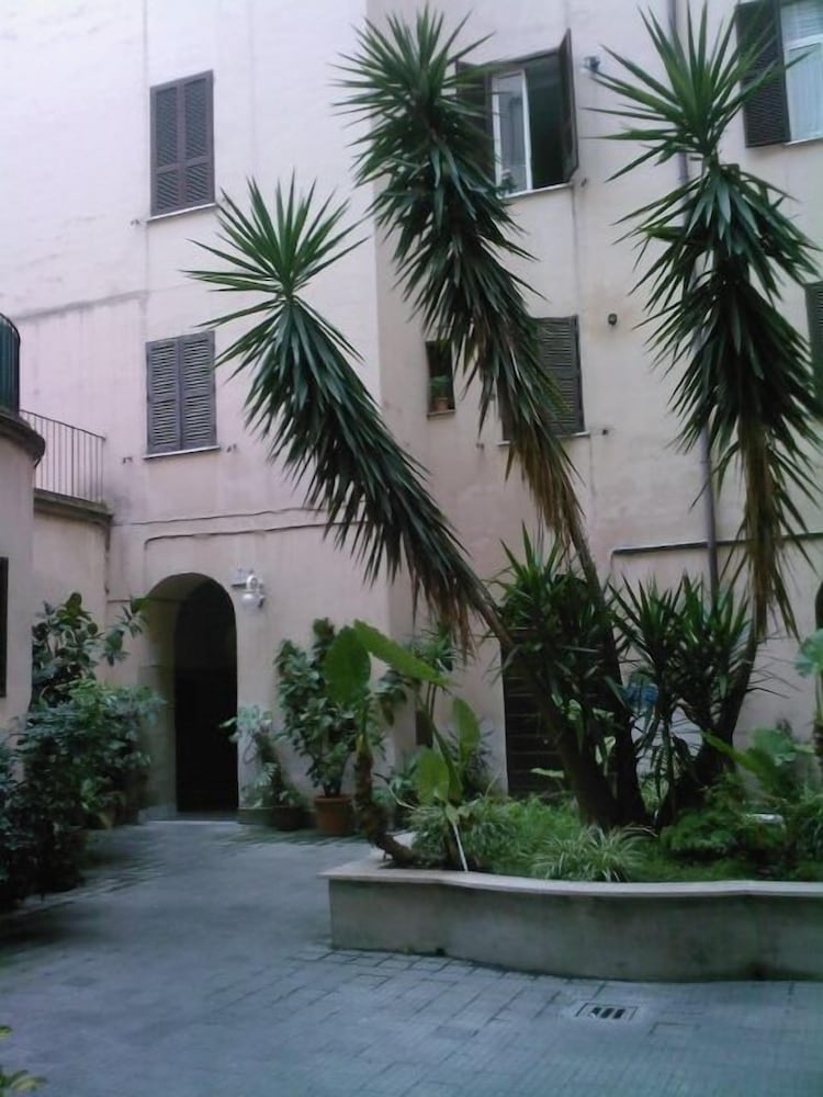 Roma Prince Inn B&B 1