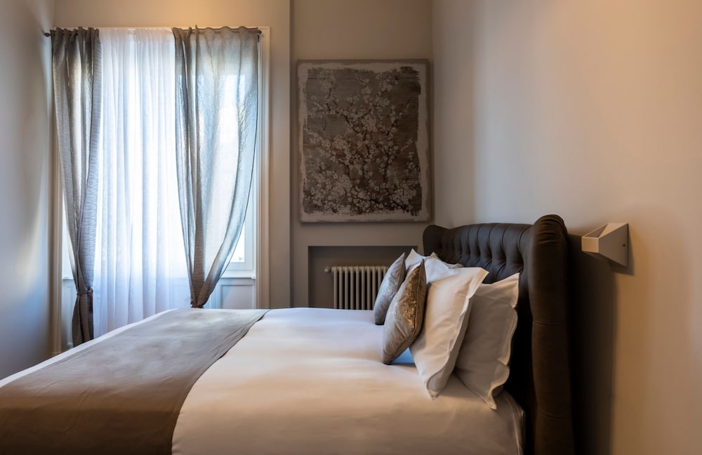 Heart Apartments Duomo Santo Stefano 14