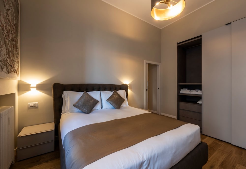 Heart Apartments Duomo Santo Stefano 17