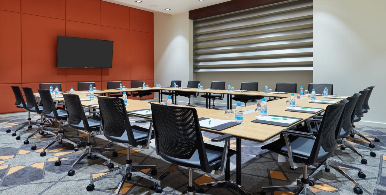 Holiday Inn Doha - The Business Park 16