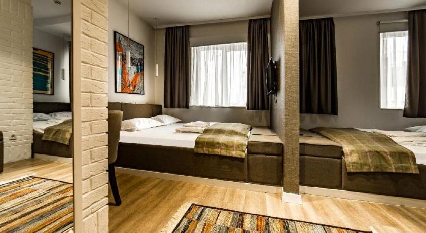 Belgrade Inn 6