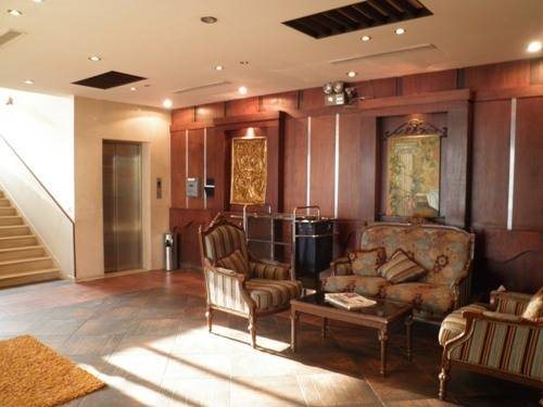 Orans Suites 2 4