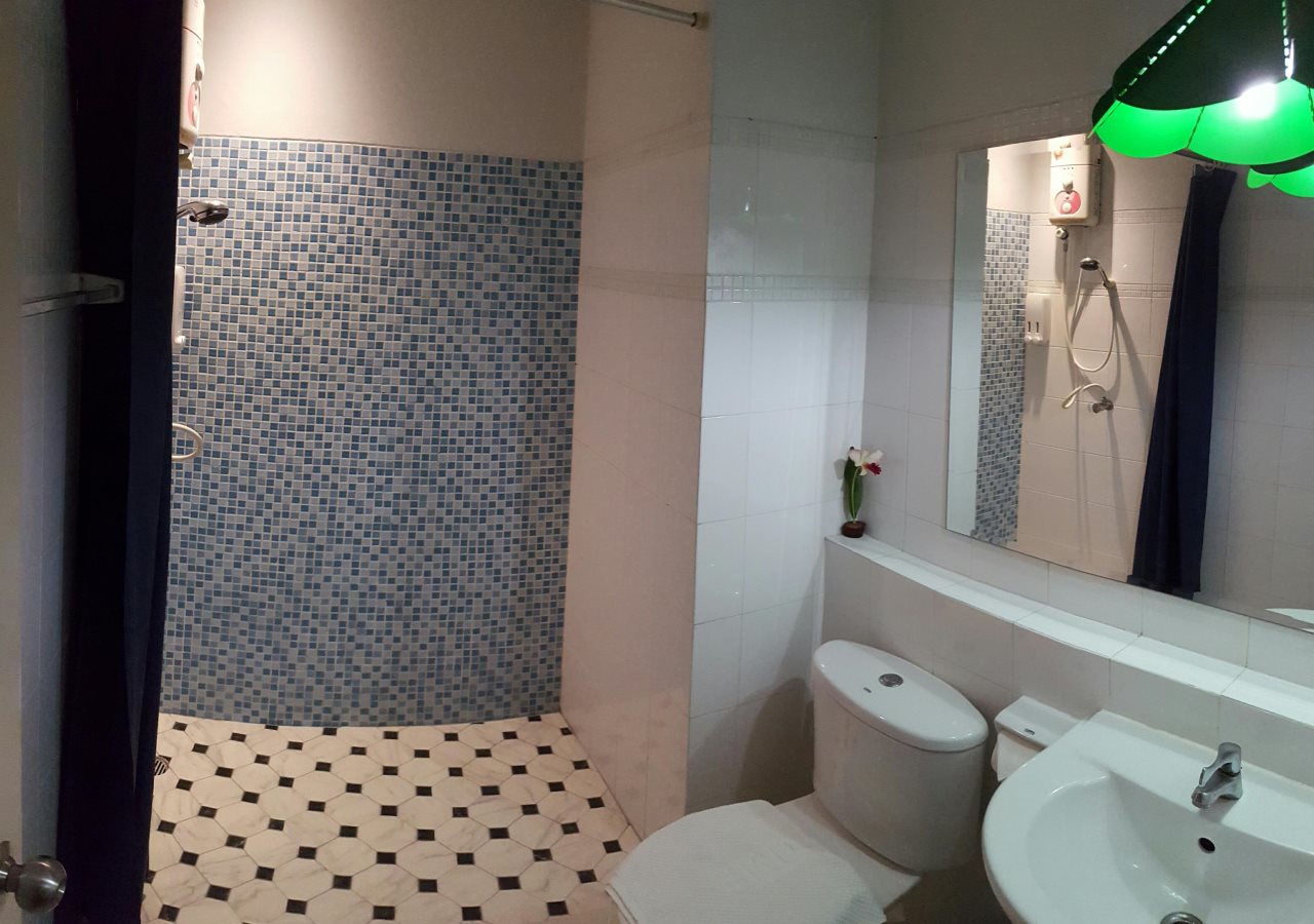 Sathorn Terrace Apartment & Escape B&B 10