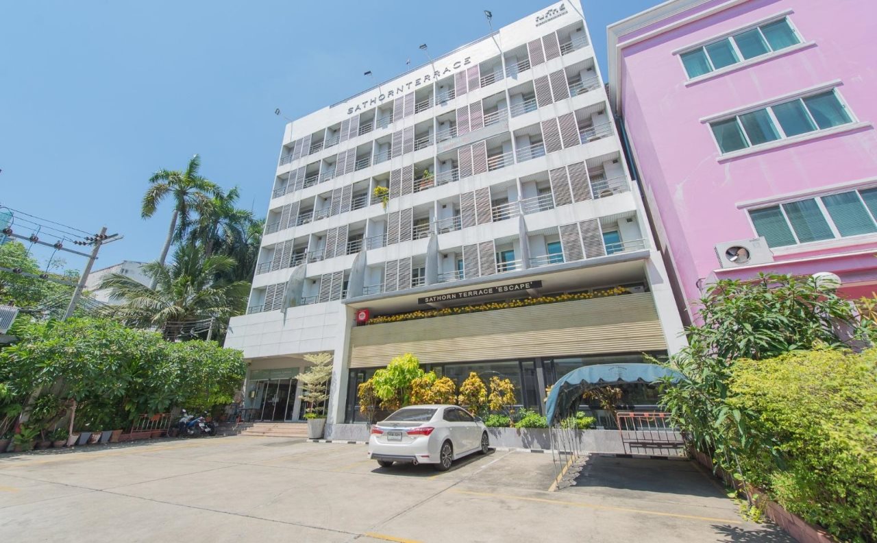 Sathorn Terrace Apartment & Escape B&B 12